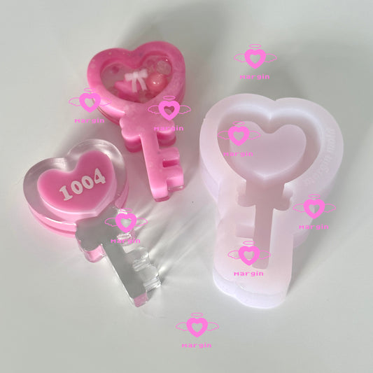 SK047 heart key shaker mold, backed, acrylic, shiny